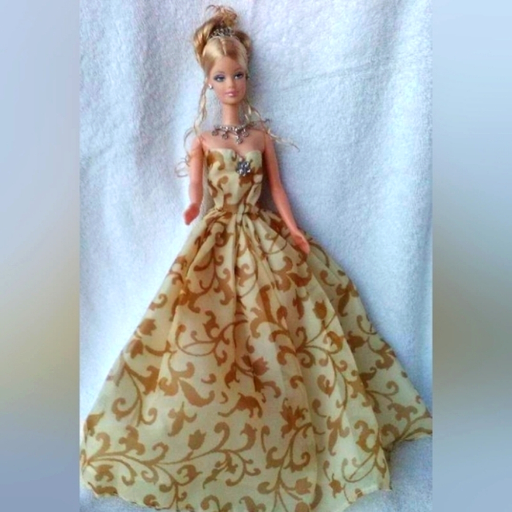 New OOAK Fashionable BARBIE DOLL with Updo Hairstyle Gown & Jewelry COLLECTABLE